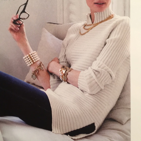 Cabi sweater - Picture 2 of 7